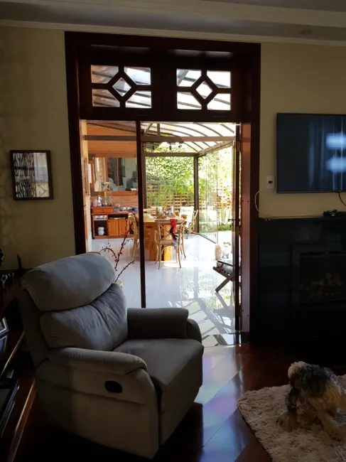 Foto 7 de Casa de Condomínio com 5 quartos à venda e para alugar, 1200m2 em Aruja - SP