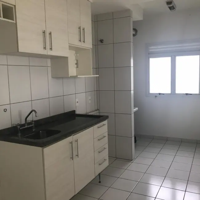 Foto 1 de Apartamento com 3 quartos à venda, 68m2 em Jordanópolis, Aruja - SP