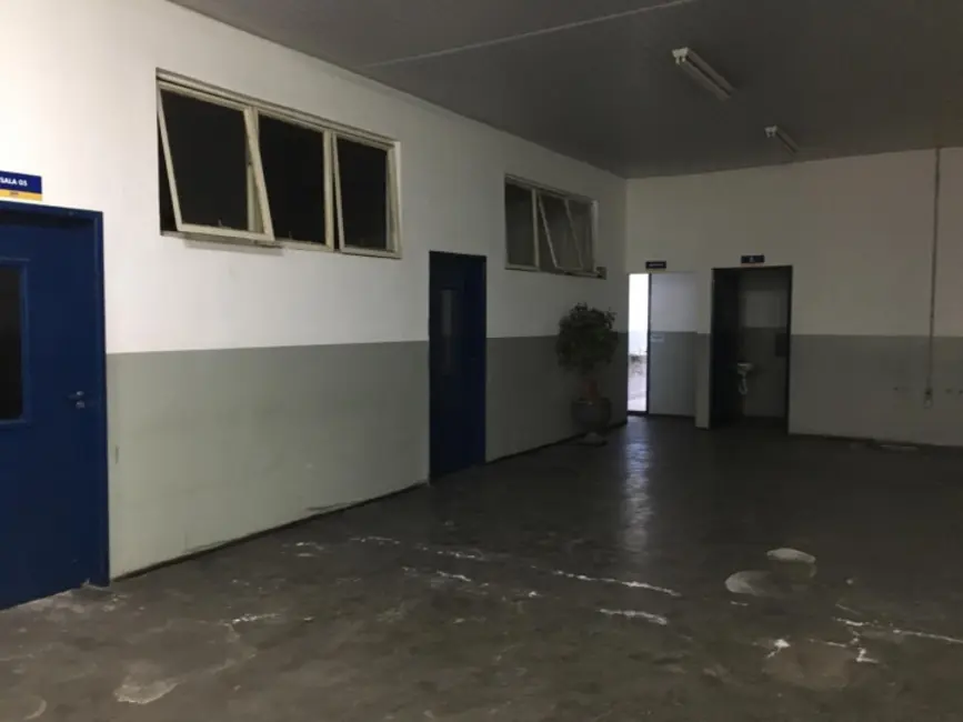 Foto 4 de Armazém / Galpão para alugar, 2758m2 em Jandira - SP