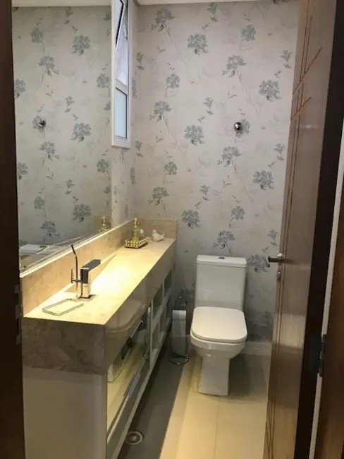 Casa de Condomínio com 3 quartos à venda, 300m2 em Residencial Colinas do Aruã, Mogi Das Cruzes - SP - imagem 7 Foto 7 de Casa de Condomínio com 3 quartos à venda, 300m2 em Residencial Colinas do Aruã, Mogi Das Cruzes - SP