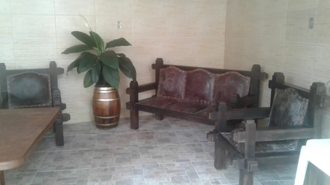 Foto 9 de Casa à venda, 300m2 em Jordanópolis, Aruja - SP