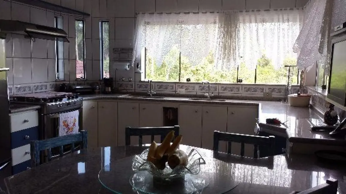 Foto 8 de Casa de Condomínio com 4 quartos à venda, 1260m2 em Caputera, Aruja - SP