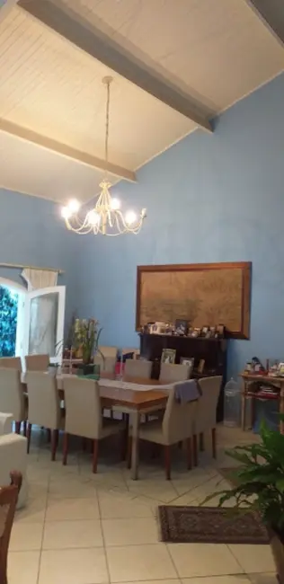 Foto 9 de Casa de Condomínio com 3 quartos à venda e para alugar, 1000m2 em Aruja - SP