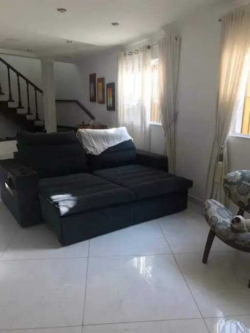 Foto 1 de Casa com 3 quartos à venda, 313m2 em Jardim Ângelo, Aruja - SP