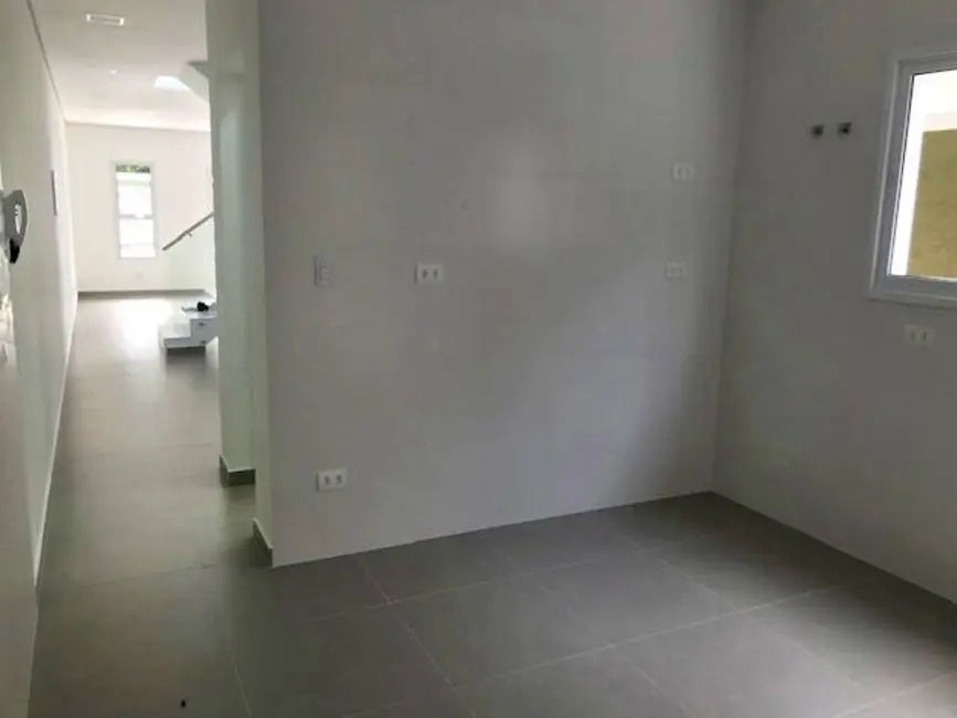 Foto 3 de Casa com 3 quartos à venda, 183m2 em Jardim Planalto, Aruja - SP