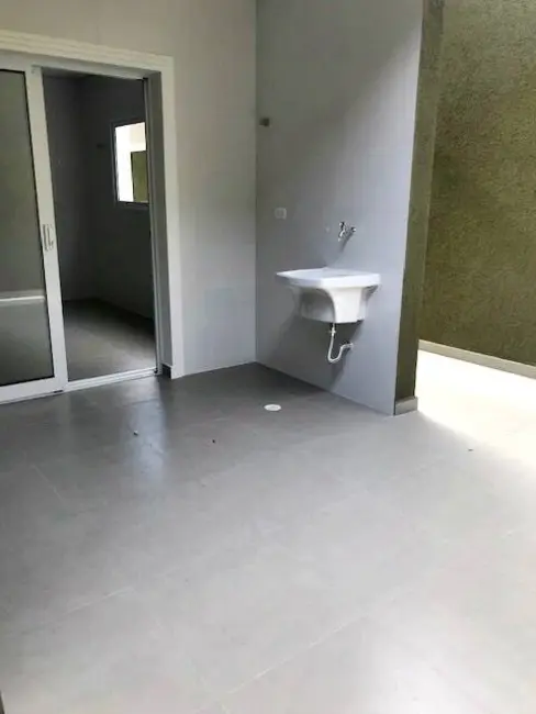Foto 8 de Casa com 3 quartos à venda, 183m2 em Jardim Planalto, Aruja - SP