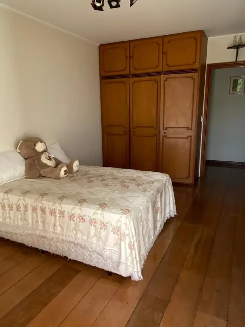 Foto 8 de Casa de Condomínio com 6 quartos à venda, 382m2 em Arujázinho I, II e III, Aruja - SP