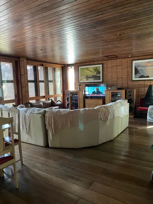 Foto 3 de Casa de Condomínio com 6 quartos à venda, 382m2 em Arujázinho I, II e III, Aruja - SP