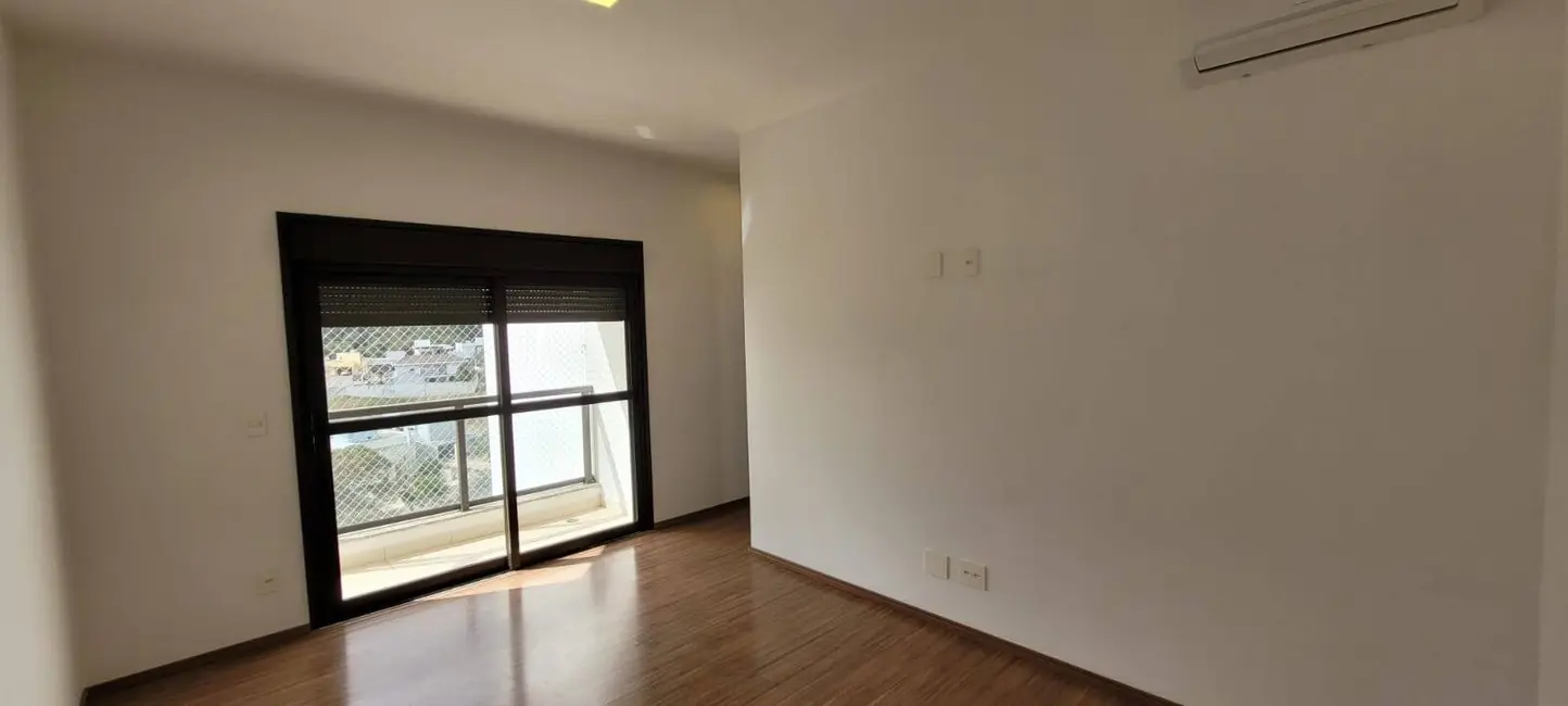 Foto 4 de Apartamento com 3 quartos à venda, 194m2 em Jardim das Cerejeiras, Aruja - SP