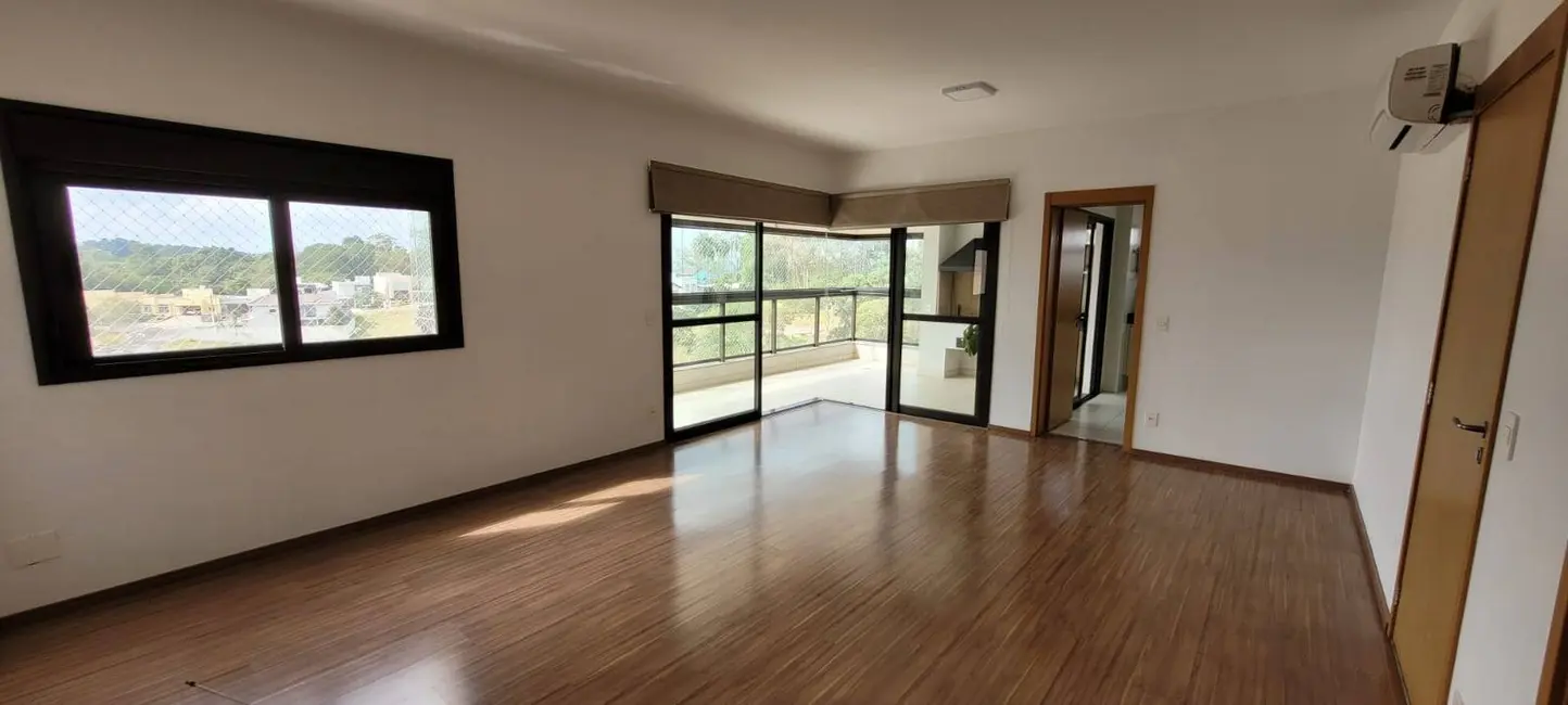 Foto 2 de Apartamento com 3 quartos à venda, 194m2 em Jardim das Cerejeiras, Aruja - SP