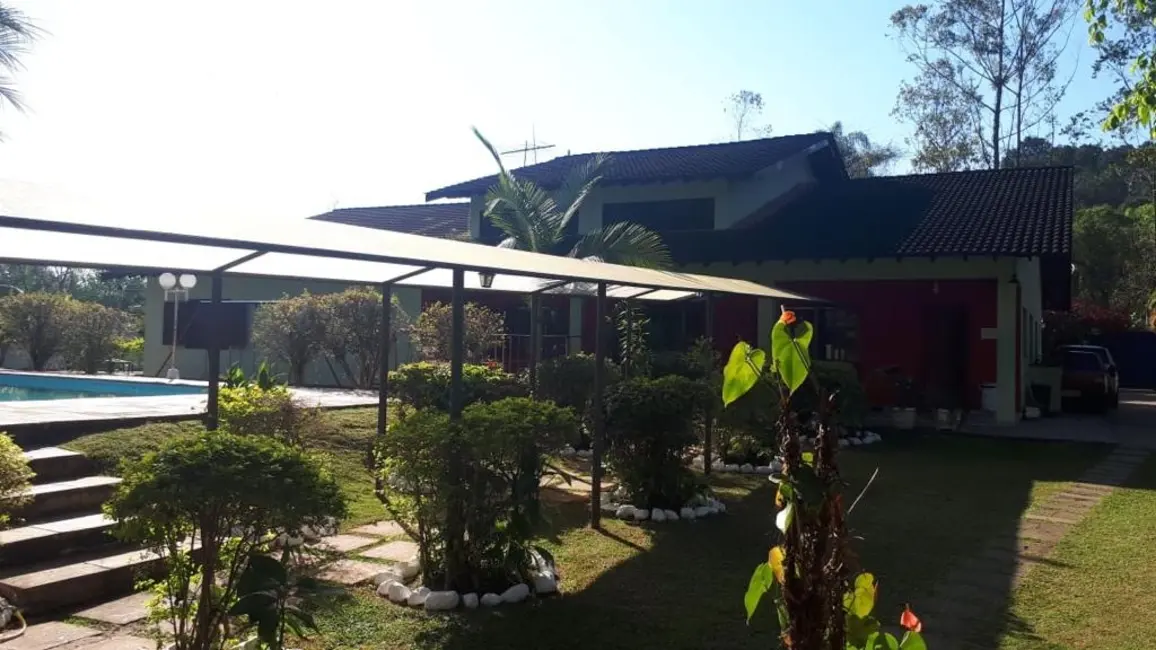 Foto 5 de Chácara com 9 quartos à venda, 2360m2 em Santa Isabel - SP