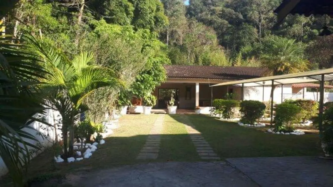 Foto 3 de Chácara com 9 quartos à venda, 2360m2 em Santa Isabel - SP