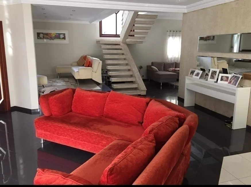 Foto 3 de Casa de Condomínio com 3 quartos à venda, 500m2 em Jardim das Cerejeiras, Aruja - SP