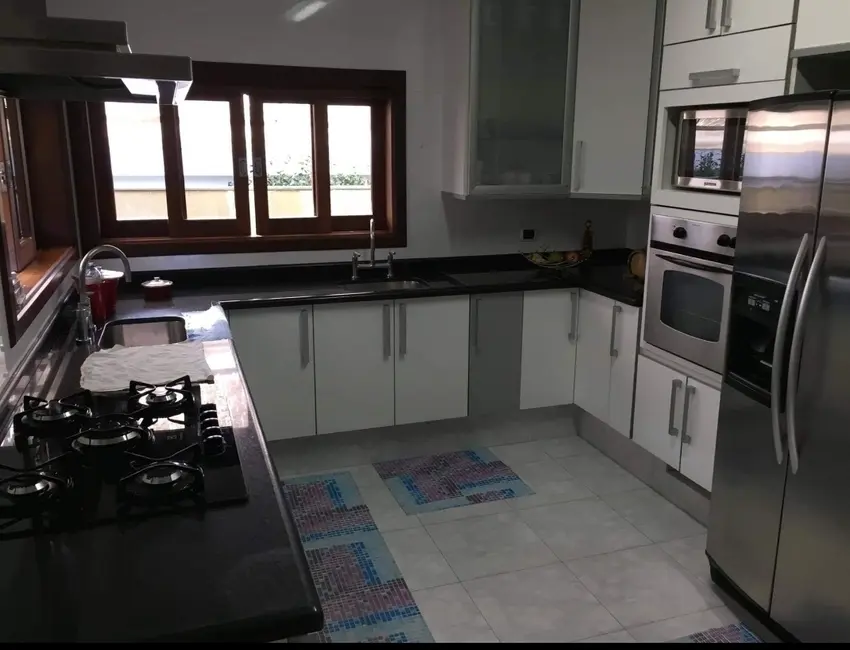 Foto 6 de Casa de Condomínio com 3 quartos à venda, 500m2 em Jardim das Cerejeiras, Aruja - SP