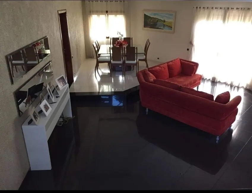 Foto 5 de Casa de Condomínio com 3 quartos à venda, 500m2 em Jardim das Cerejeiras, Aruja - SP