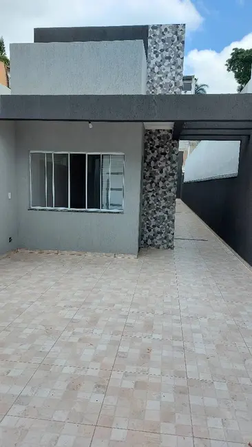 Foto 2 de Casa com 3 quartos à venda, 176m2 em Jordanópolis, Aruja - SP