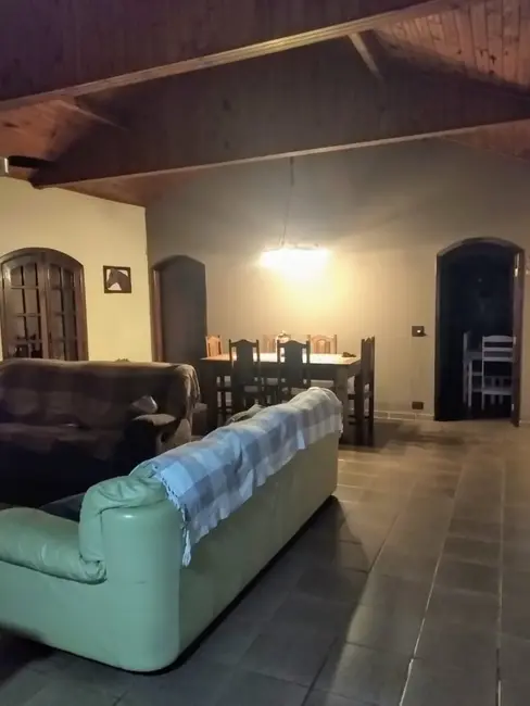 Foto 4 de Chácara com 4 quartos à venda, 4000m2 em Santa Isabel - SP