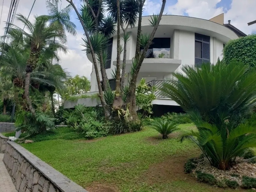 Foto 2 de Casa de Condomínio com 5 quartos à venda, 1500m2 em Arujázinho IV, Aruja - SP
