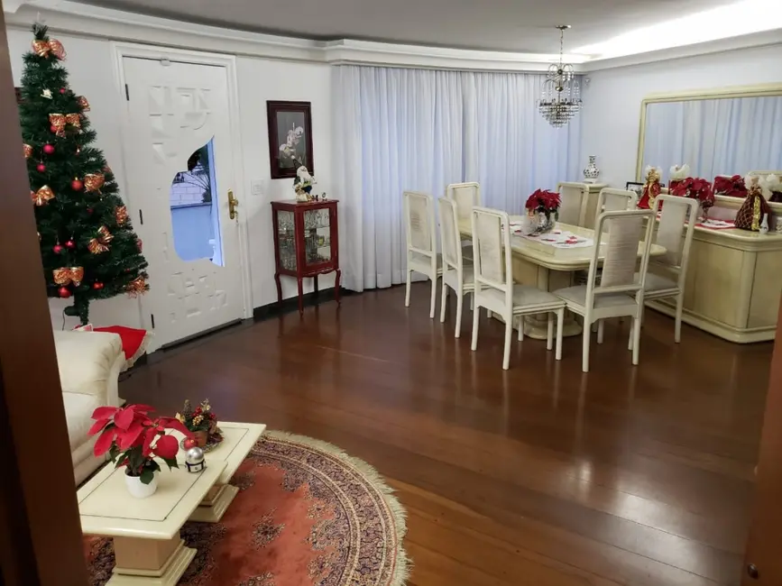 Foto 4 de Casa de Condomínio com 5 quartos à venda, 1500m2 em Arujázinho IV, Aruja - SP