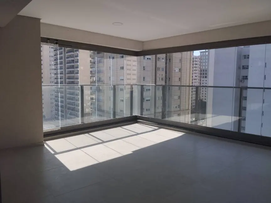 Foto 6 de Apartamento com 4 quartos à venda, 245m2 em Itaim Bibi, São Paulo - SP