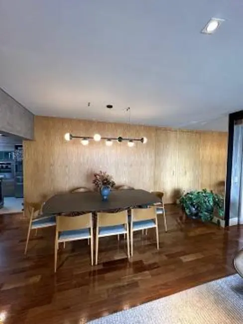 Foto 8 de Apartamento com 2 quartos para alugar, 110m2 em Itaim Bibi, São Paulo - SP