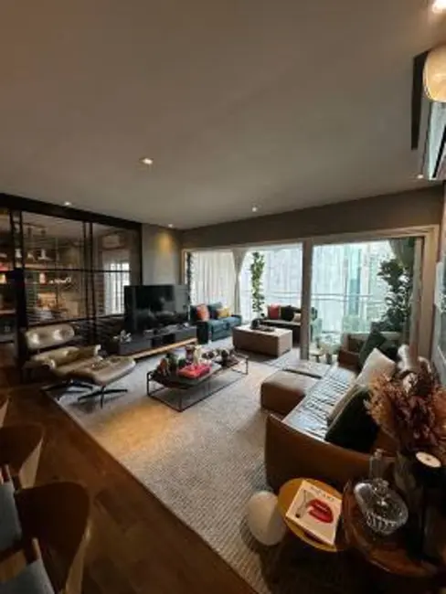 Foto 7 de Apartamento com 2 quartos para alugar, 110m2 em Itaim Bibi, São Paulo - SP