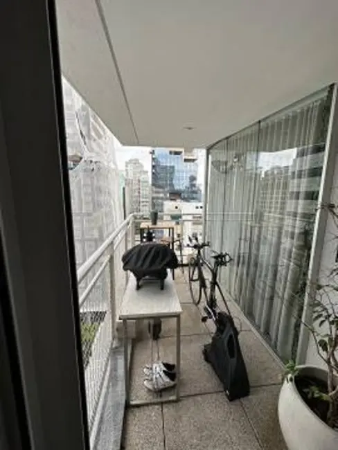 Foto 4 de Apartamento com 2 quartos para alugar, 110m2 em Itaim Bibi, São Paulo - SP