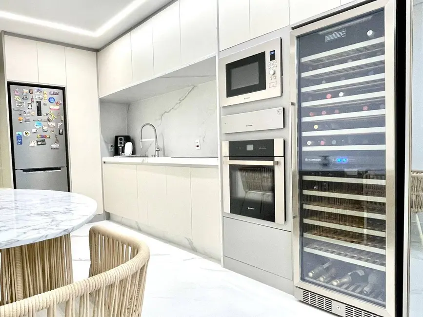 Foto 2 de Apartamento com 1 quarto à venda, 90m2 em Vila Nova Conceição, São Paulo - SP