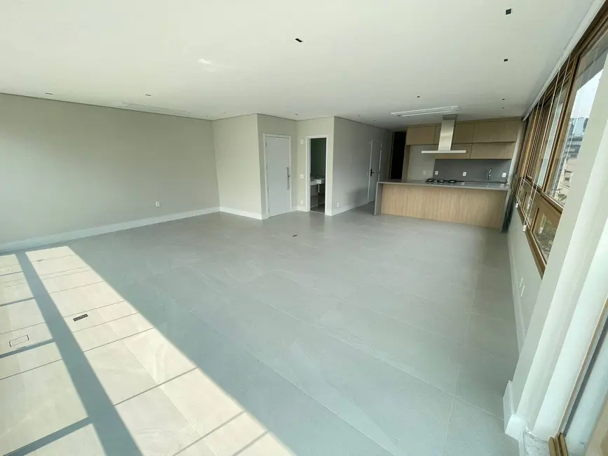 Foto 4 de Apartamento com 3 quartos para alugar, 147m2 em Itaim Bibi, São Paulo - SP