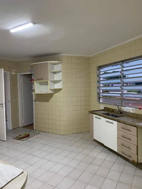 Casa com 4 quartos à venda, 250m2 em Interlagos, São Paulo - SP - imagem 9 Foto 9 de Casa com 4 quartos à venda, 250m2 em Interlagos, São Paulo - SP