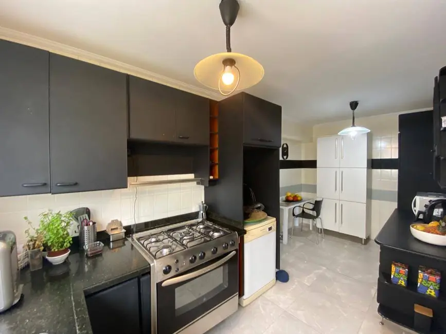 Apartamento com 4 quartos à venda, 164m2 em Moema, São Paulo - SP - imagem 6 Foto 6 de Apartamento com 4 quartos à venda, 164m2 em Moema, São Paulo - SP