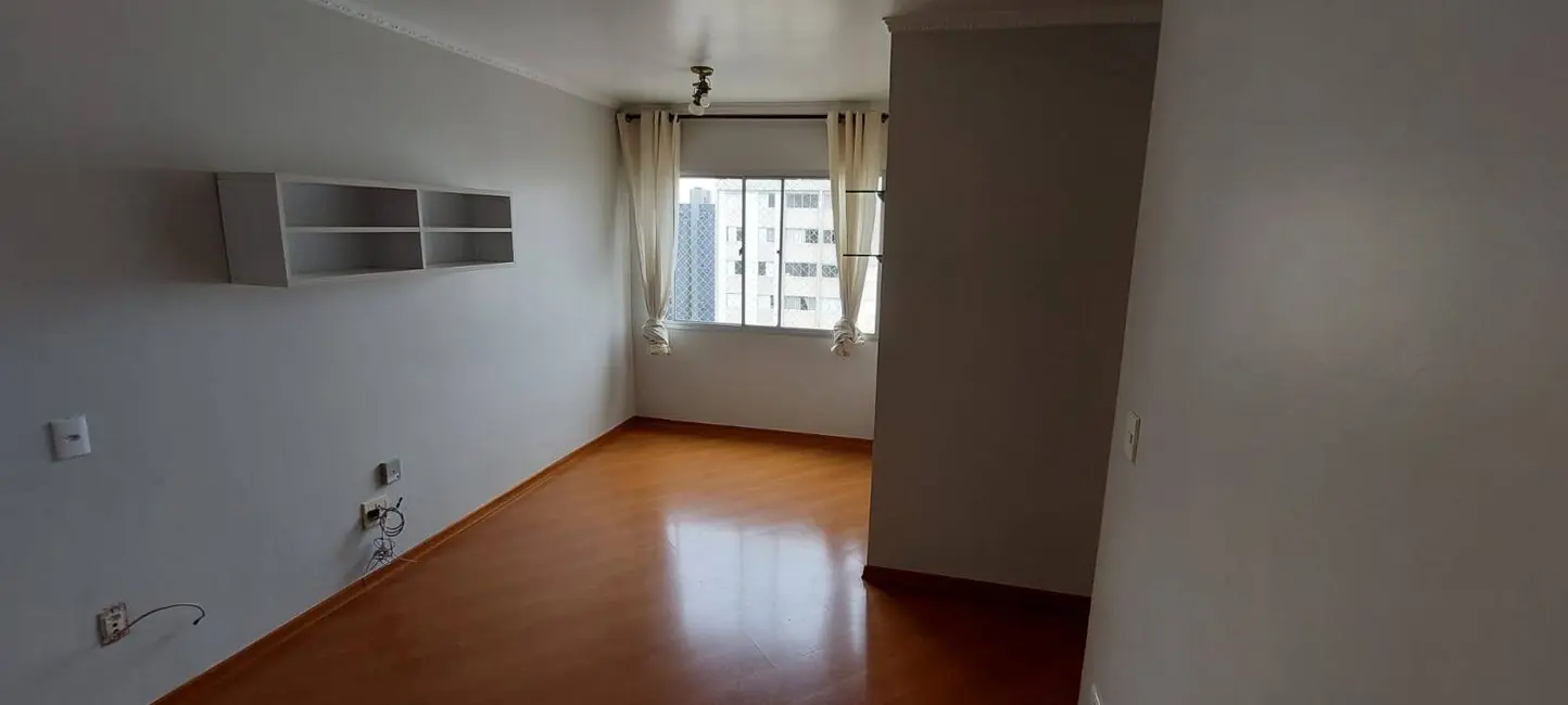 Apartamento com 2 quartos à venda, 51m2 em Moema, São Paulo - SP - imagem 3 Foto 3 de Apartamento com 2 quartos à venda, 51m2 em Moema, São Paulo - SP
