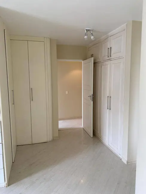 Foto 9 de Apartamento à venda e para alugar, 200m2 em Moema, São Paulo - SP