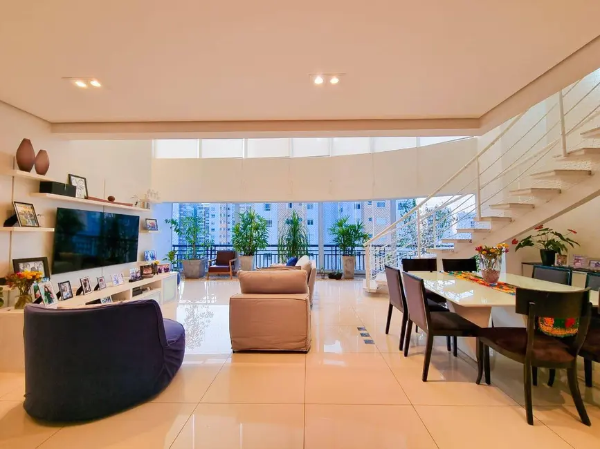 Foto 4 de Apartamento com 4 quartos à venda, 230m2 em Campo Belo, São Paulo - SP