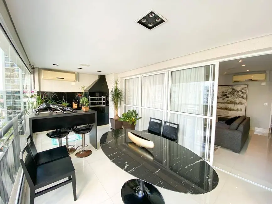 Foto 3 de Apartamento com 3 quartos para alugar, 135m2 em Campo Belo, São Paulo - SP