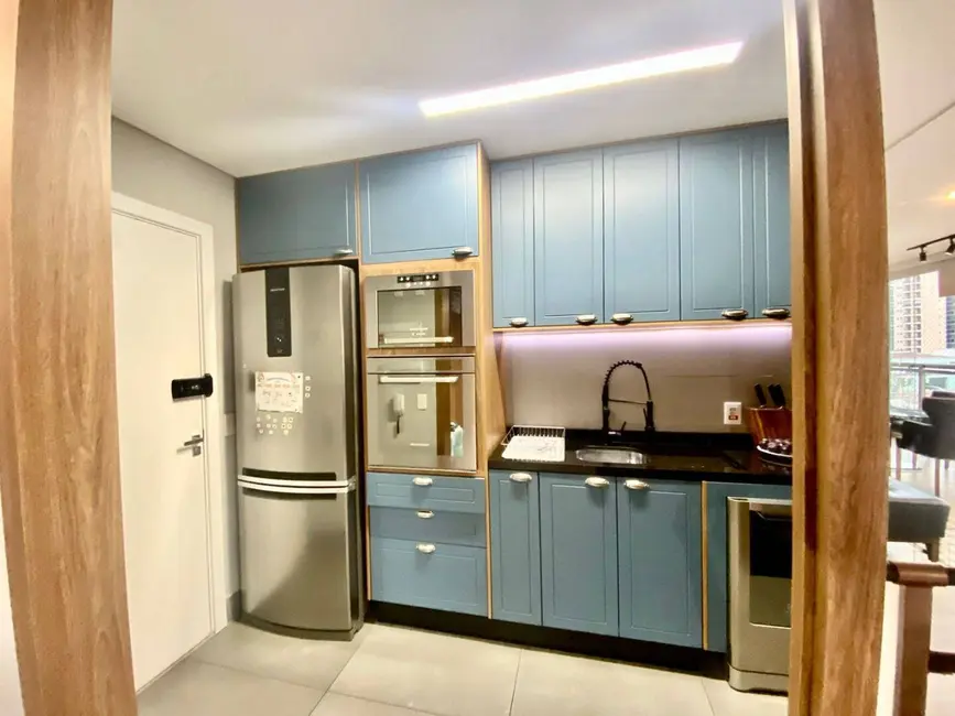 Apartamento com 3 quartos para alugar, 138m2 em Vila Nova Conceição, São Paulo - SP - imagem 7 Foto 7 de Apartamento com 3 quartos para alugar, 138m2 em Vila Nova Conceição, São Paulo - SP