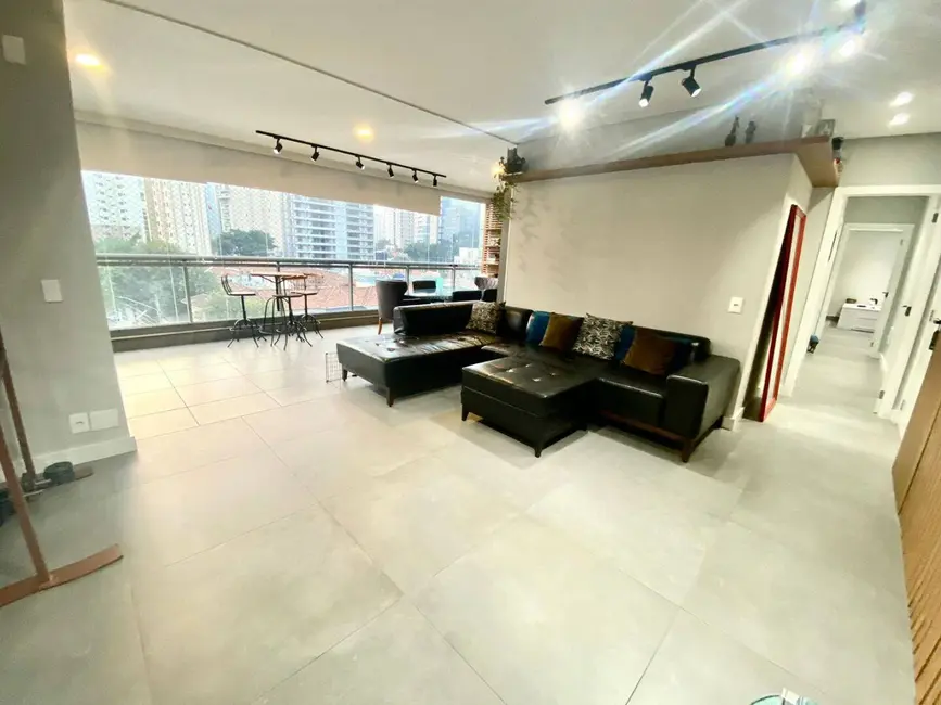 Apartamento com 3 quartos para alugar, 138m2 em Vila Nova Conceição, São Paulo - SP - imagem 5 Foto 5 de Apartamento com 3 quartos para alugar, 138m2 em Vila Nova Conceição, São Paulo - SP