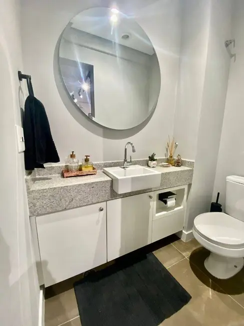 Apartamento com 3 quartos para alugar, 138m2 em Vila Nova Conceição, São Paulo - SP - imagem 9 Foto 9 de Apartamento com 3 quartos para alugar, 138m2 em Vila Nova Conceição, São Paulo - SP