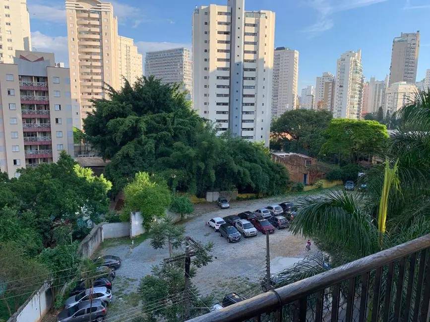 Apartamento com 3 quartos à venda, 118m2 em Moema, São Paulo - SP - imagem 4 Foto 4 de Apartamento com 3 quartos à venda, 118m2 em Moema, São Paulo - SP