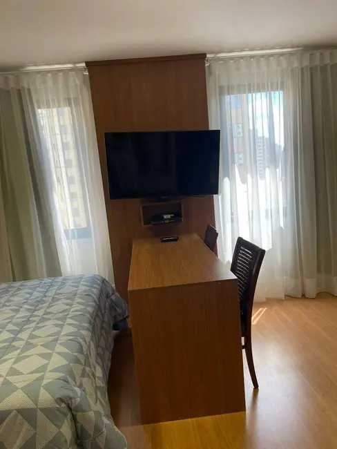 Apartamento com 1 quarto à venda e para alugar, 35m2 em Moema, São Paulo - SP - imagem 4 Foto 4 de Apartamento com 1 quarto à venda e para alugar, 35m2 em Moema, São Paulo - SP