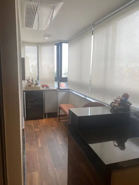 Apartamento com 4 quartos à venda, 250m2 em Moema, São Paulo - SP - imagem 6 Foto 6 de Apartamento com 4 quartos à venda, 250m2 em Moema, São Paulo - SP