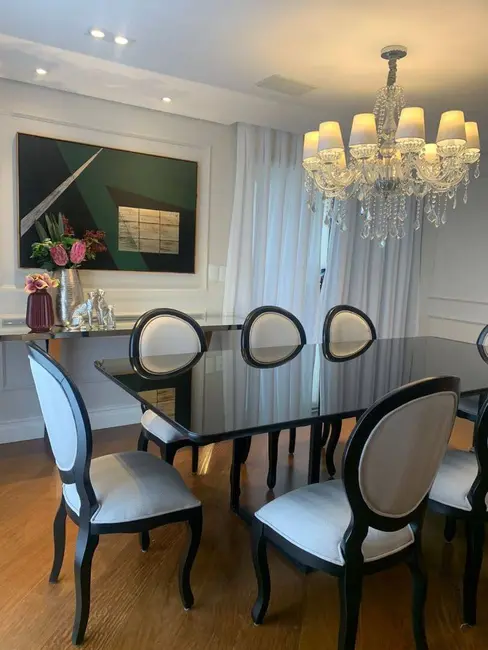 Apartamento com 4 quartos à venda, 250m2 em Moema, São Paulo - SP - imagem 5 Foto 5 de Apartamento com 4 quartos à venda, 250m2 em Moema, São Paulo - SP