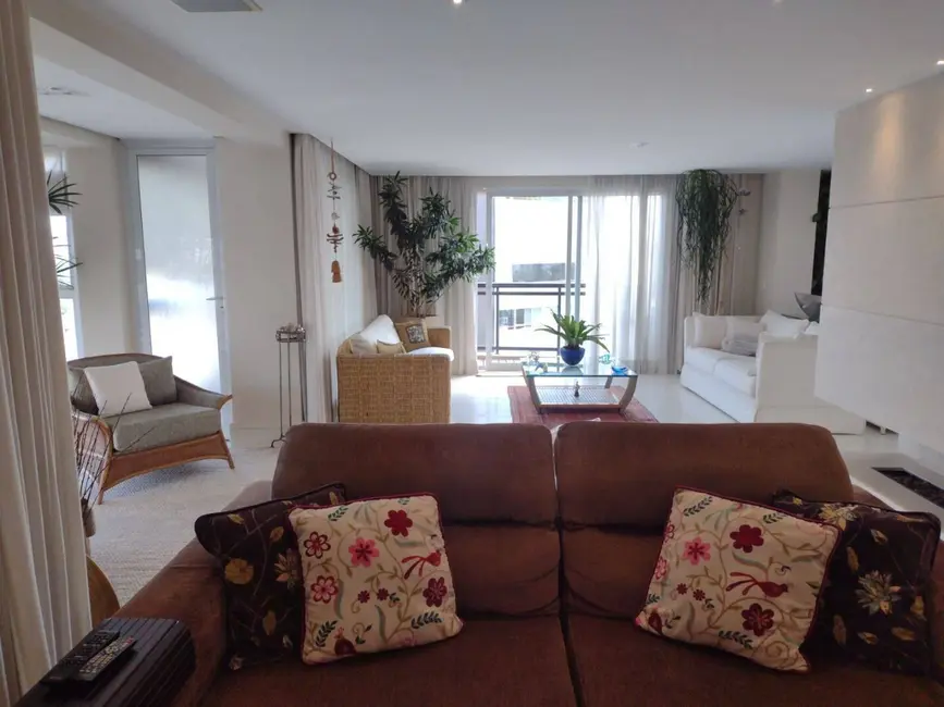 Cobertura com 3 quartos à venda, 340m2 em Vila Andrade, São Paulo - SP - imagem 2 Foto 2 de Cobertura com 3 quartos à venda, 340m2 em Vila Andrade, São Paulo - SP