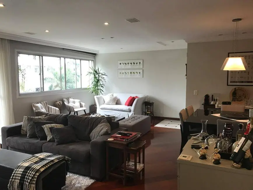 Apartamento com 3 quartos à venda, 150m2 em Vila Andrade, São Paulo - SP - imagem 2 Foto 2 de Apartamento com 3 quartos à venda, 150m2 em Vila Andrade, São Paulo - SP
