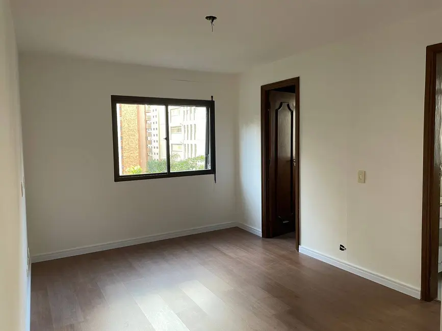 Foto 4 de Apartamento com 3 quartos à venda, 190m2 em Vila Uberabinha, São Paulo - SP