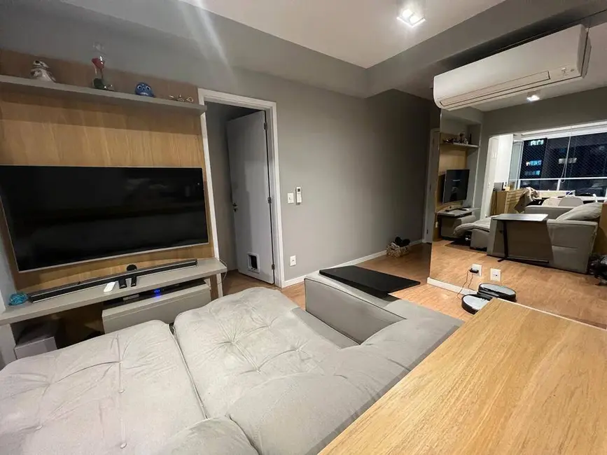 Foto 2 de Apartamento com 1 quarto à venda, 51m2 em Moema, São Paulo - SP