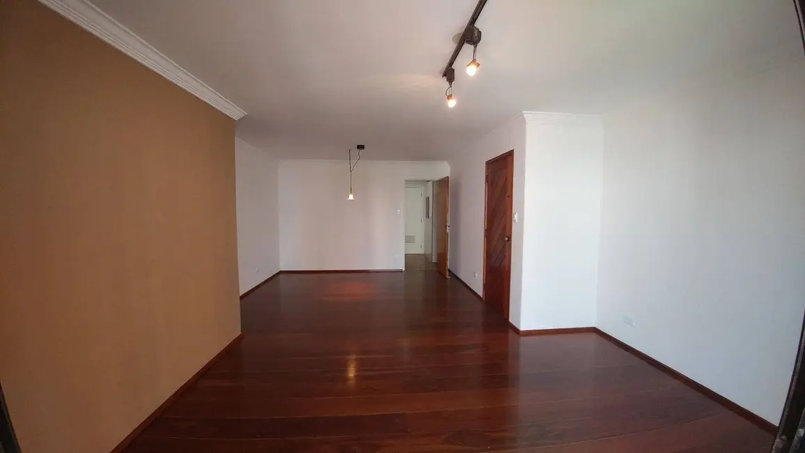 Apartamento com 3 quartos à venda, 115m2 em Moema, São Paulo - SP - imagem 1 Foto 1 de Apartamento com 3 quartos à venda, 115m2 em Moema, São Paulo - SP