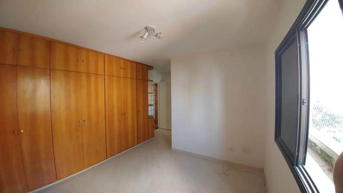Apartamento com 3 quartos à venda, 115m2 em Moema, São Paulo - SP - imagem 5 Foto 5 de Apartamento com 3 quartos à venda, 115m2 em Moema, São Paulo - SP