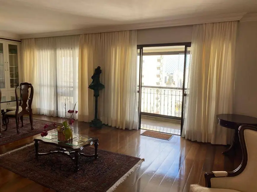 Foto 5 de Apartamento com 3 quartos à venda, 178m2 em Campo Belo, São Paulo - SP