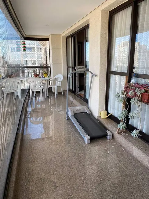Foto 8 de Apartamento com 3 quartos à venda, 178m2 em Campo Belo, São Paulo - SP